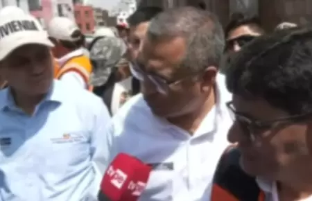 Ministros llegan a Arequipa tras lluvias y huaicos