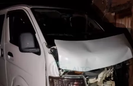 Choque en El Alto dej� varios heridos.