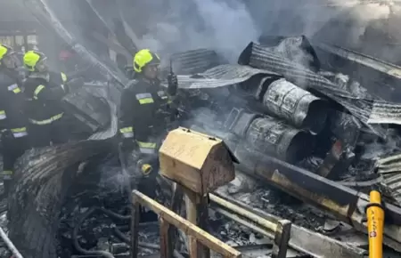 Helic�ptero militar cae sobre un mercado