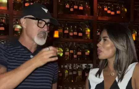 Carlos Alc�ntara piropea a Shirley Arica