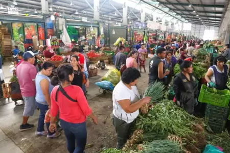 Midagri descarta desabastecimiento de alimentos en Lima.