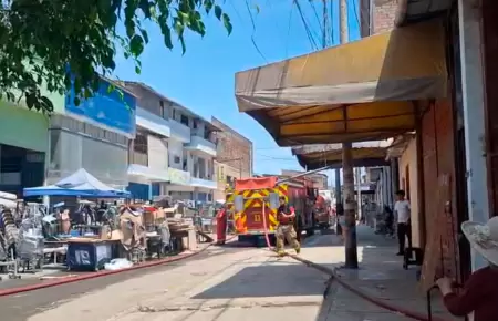Incendio en Villa El Salvador.
