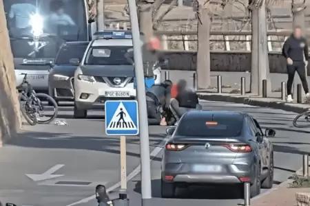 Guardias salvan la vida de ciclista que sufri� infarto en plena carretera
