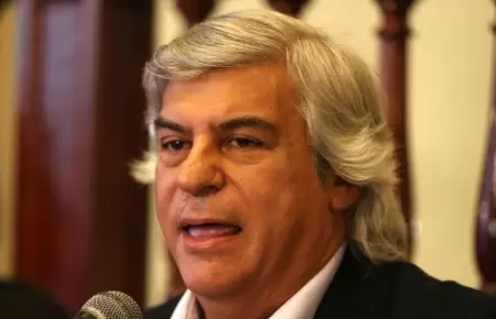 Fernando Olivera denuncia reglaje de la PNP