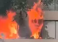 Miraflores: Fuerte incendio en tercer piso de un condominio pone en alerta a vecinos y transe�ntes