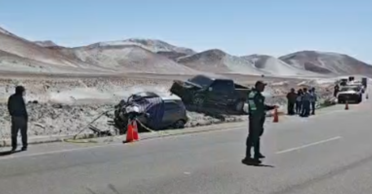 Arequipa: Choque frontal entre camioneta y auto deja un fallecido en la vía a Cerro Verde