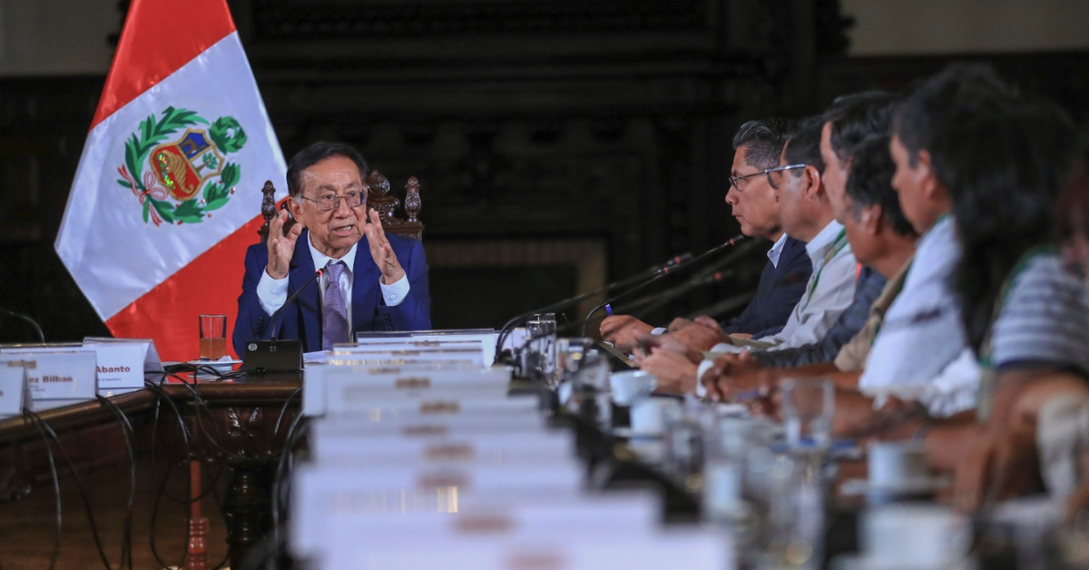 Presidente Balcázar se reunió con representantes de pequeña minería y mineros artesanales en Palacio