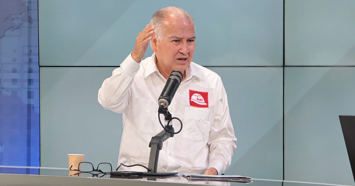 Alfonso López-Chau niega ser comunista: "Que demuestren qué parte de mi programa lo es"