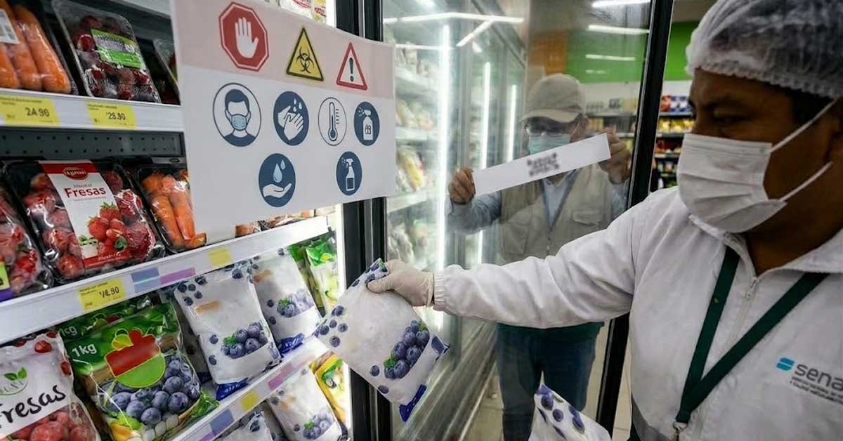 Ordenan RETIRO urgente de popular FRUTA congelada por posible contaminación con listeria