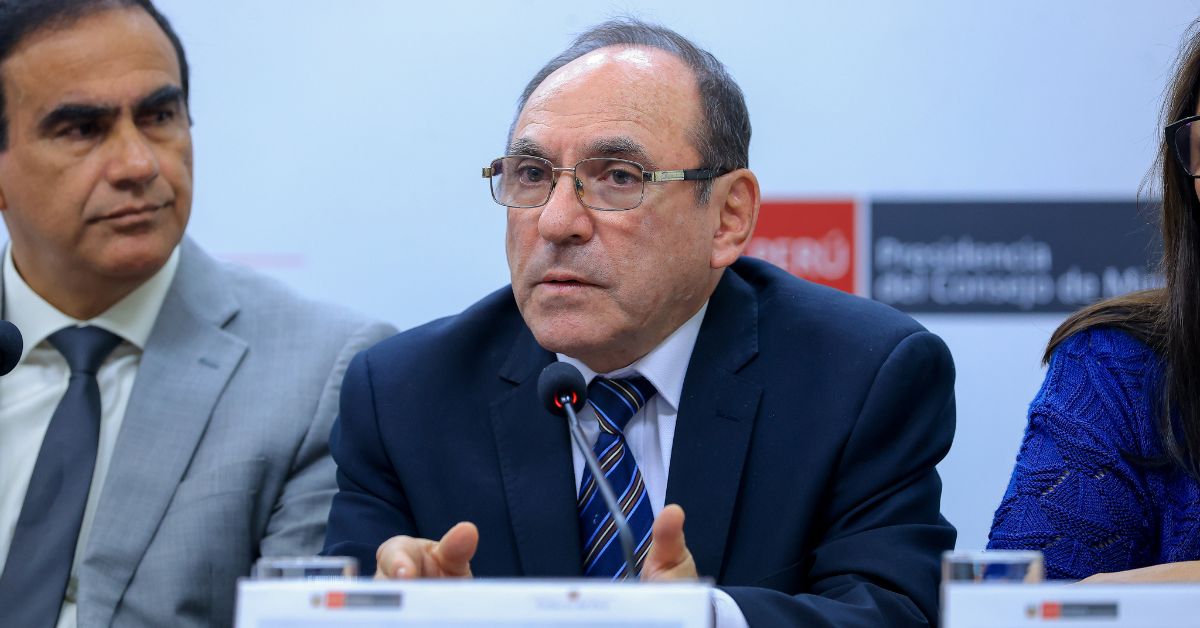 Ministro de Energía y Minas sobre alza de combustibles: "Es por la guerra de EE. UU. contra Irán"