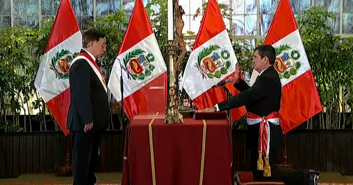 Luis Arroyo Sánchez juró como nuevo Presidente del Consejo de Ministros
