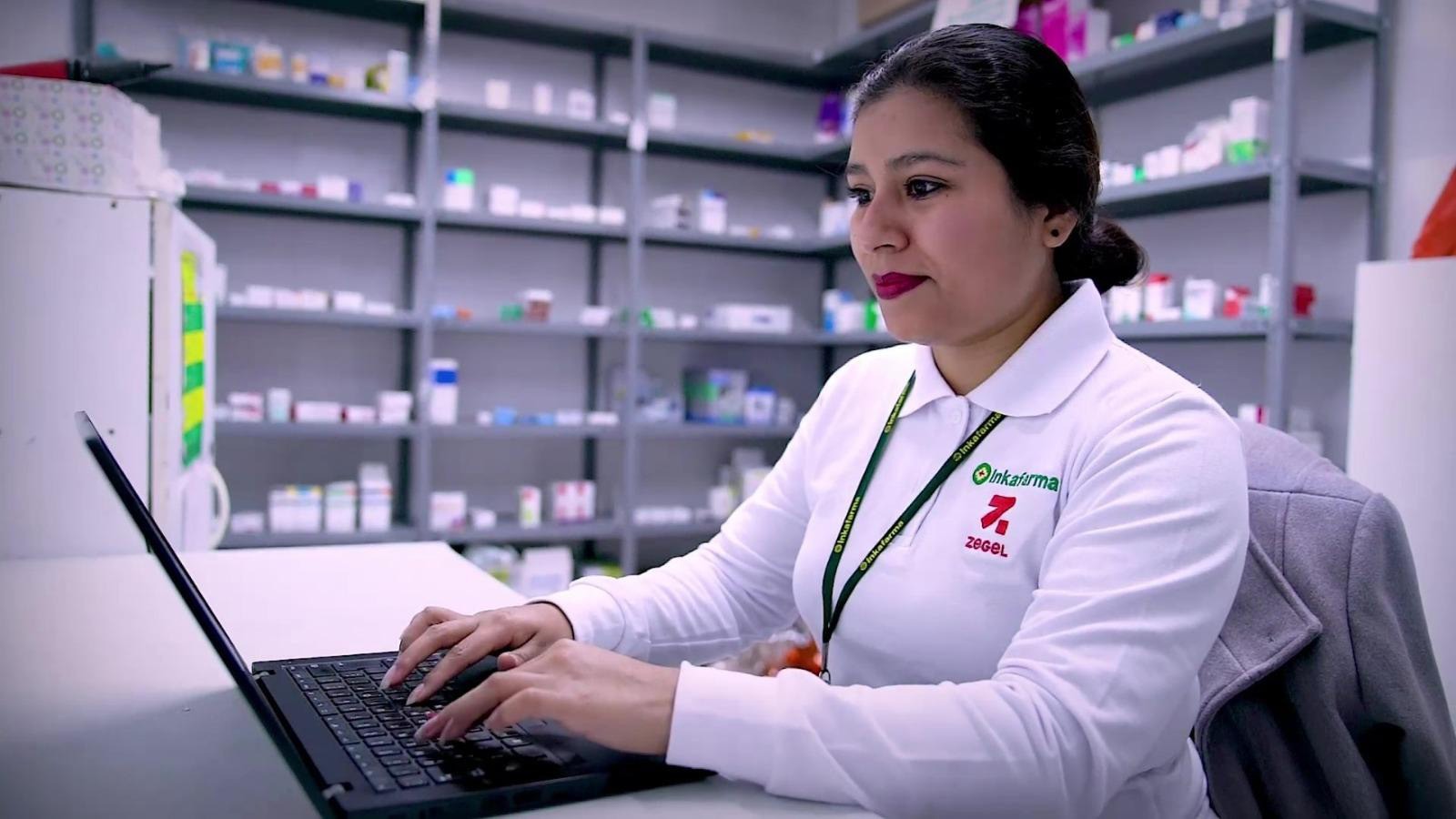 Ofrecen 60 becas integrales para estudiar Farmacia T�cnica