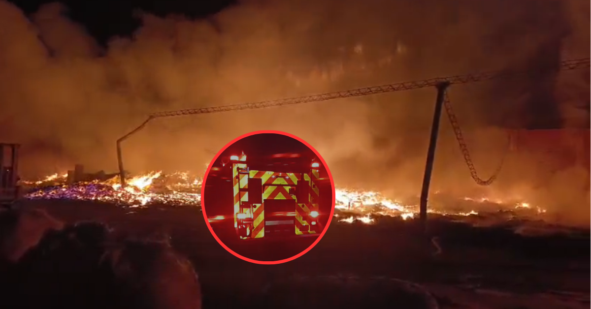Gigantesco incendio consume almacén de reciclaje de 1000 metros cuadrado en Lurigancho-Chosica