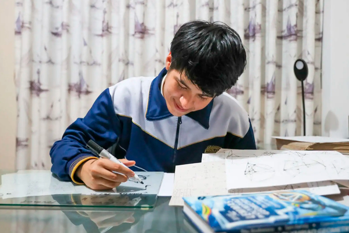 El joven Renato despert� su pasi�n por las matem�ticas desde su infancia.