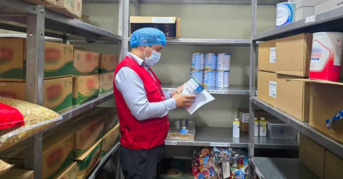 Contraloría alerta desabastecimiento de fórmulas nutricionales para pacientes en estado crítico del Hospital Daniel A. Carrión