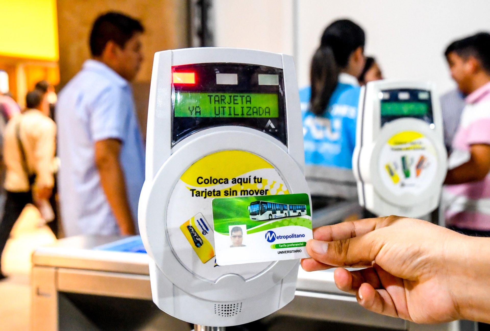 Quien preste o haga mal uso de la tarjeta preferencial pierde autom�ticamente el beneficio.