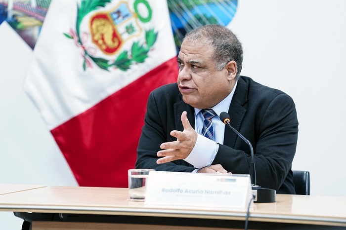 Ministro de Econom�a, Rodolfo Acu�a, lider� reuniones con gobierno regionales y municipalidades.