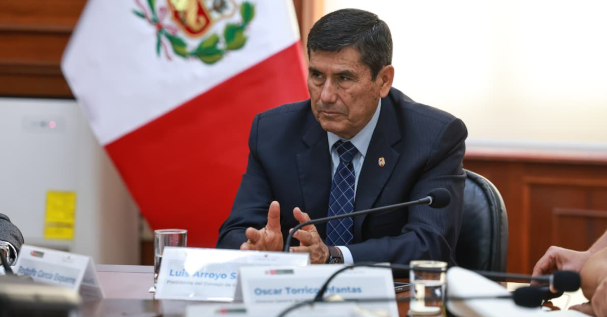 Luis Arroyo asegura que el Ejecutivo trabaja para resolver la crisis del combustible: "Es un problema internacional"