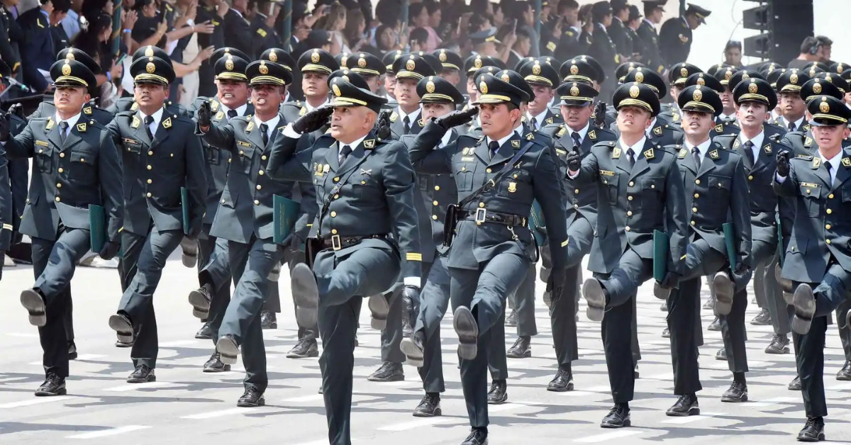 Gobierno sumará MÁS de 5 mil efectivos PNP a la lucha contra el crimen tras graduación excepcional