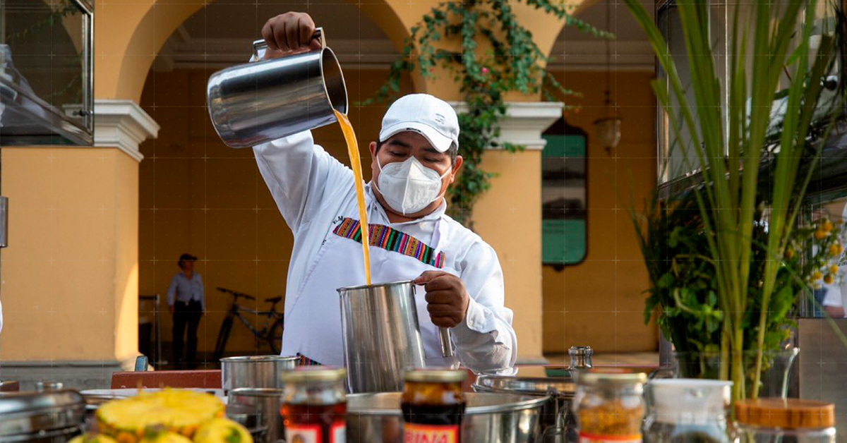 ¡Ley del emolientero es oficial! Vendedores de bebidas tradicionales serán capacitados y formalizados