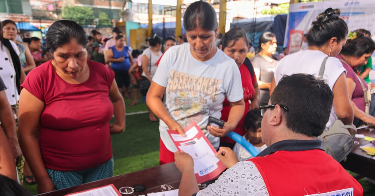 Ser�n casi 10 mil familias empadronadas por Cofopri.