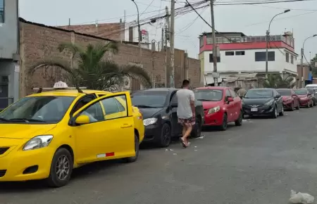 Largas colas de veh�culos buscando GNV