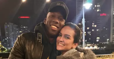 Daniela Darcourt saluda a Luis Adv�ncula por su cumplea�os