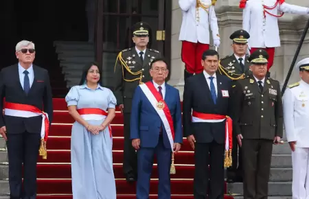 Jos� Mar�a Balc�zar reconocido como Jefe Supremo de FF.AA. y PNP