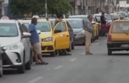 Taxistas protestan por crisis de GNV