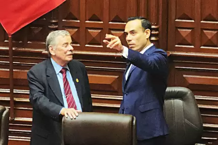 Jos� Jer� reapareci� en el Congreso tras ser censurado.