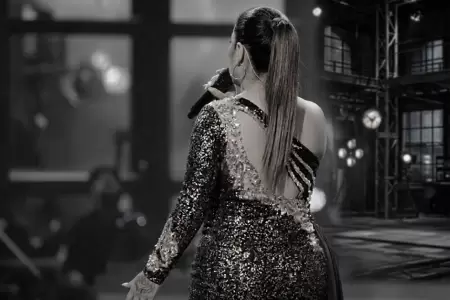 La cantante de salsa se presentaba ante decenas de personas en una calle del Cal