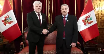 Ministro del Interior se reuni� con Fernando Rospigliosi