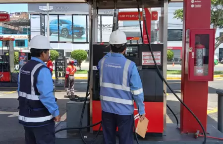 Osinergmin e Indecopi visitaron grifos de Lima en medio de la crisis por el GNV.