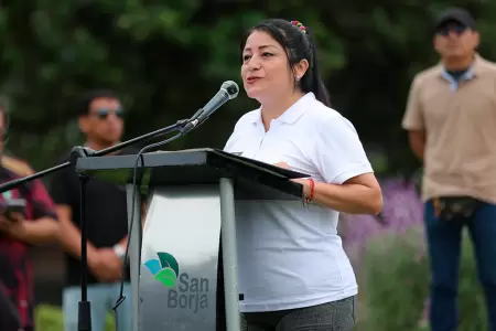 Denisse Miralles env�a saludo por el D�a Internacional de la Mujer.