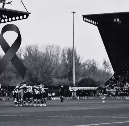 Futbolista de apenas 15 a�os falleci� tras desplomarse en pleno partido