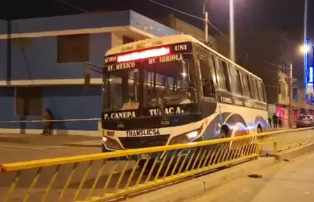 Balean chofer con bus lleno de pasajeros