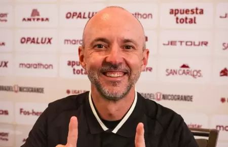 �Javier Rabanal seguir� en Universitario?