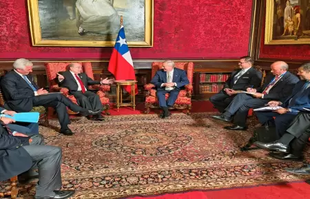 Canciller se reuni� con Jos� Antonio Kast en Chile.