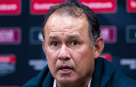 Alianza Lima presenta reclamo formal contra Juan Reynoso