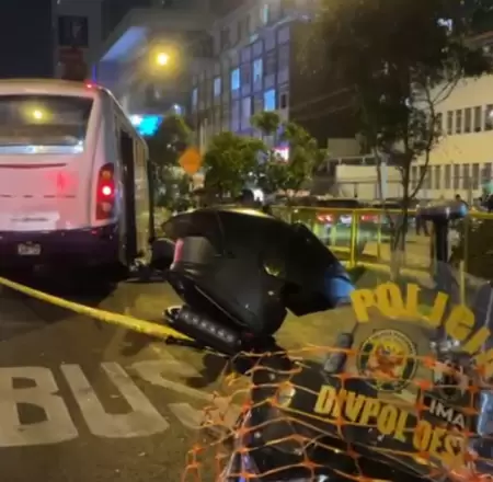 Hombre muere tras ser atropellado por bus del Corredor Morado