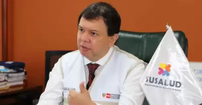 Juan Carlos Velasco estar�a implicado en actos irregulares en el Hospital Loayza