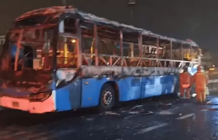 Fallece chofer de bus de 'Los Chinos' que fue incendiado en El Agustino