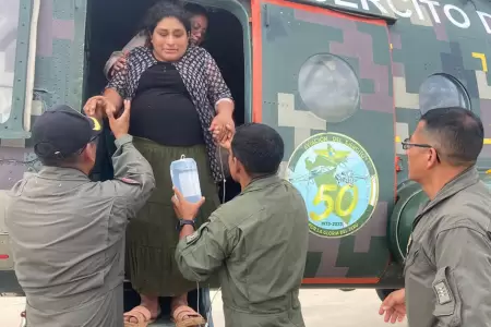 Gestante en Piura fue rescatada en helic�ptero tras quedar aislada por lluvias.