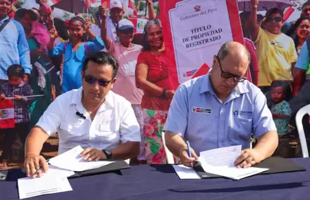 Cofopri y Municipalidad de Santa Rosa firmaron convenio para la formalizaci�n de