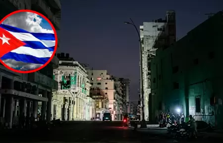Vista nocturna de una zona urbana en Cuba durante el apag�n general.