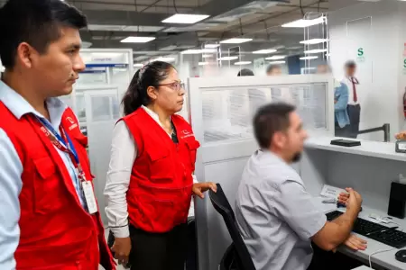 Contralor�a detecta irregularidades en Reniec.