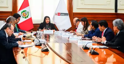 Somos Per� se reuni� con la primera ministra Denisse Miralles.