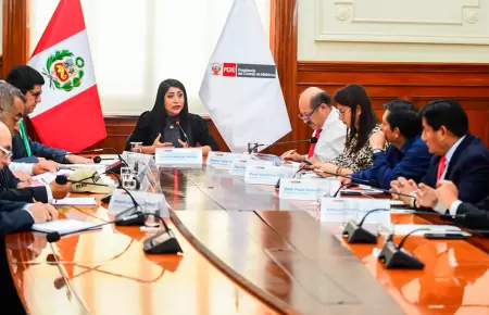 Somos Per� se reuni� con la primera ministra Denisse Miralles.