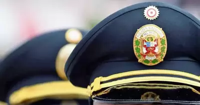 PNP anunci� investigaci�n contra efectivos que protagonizan pol�mico video.