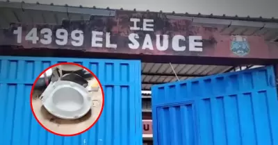 Convierten ba�os de colegio en sal�n en Piura